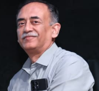 Dr. Loveneesh G Krishna